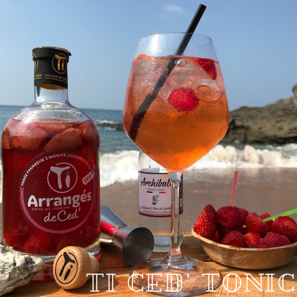 Ti Ced' Tonic : Découvrez le cocktail FF2B à réaliser avec notre Ti Arrangés de Ced' Fraise Framboise 2 Basilics !